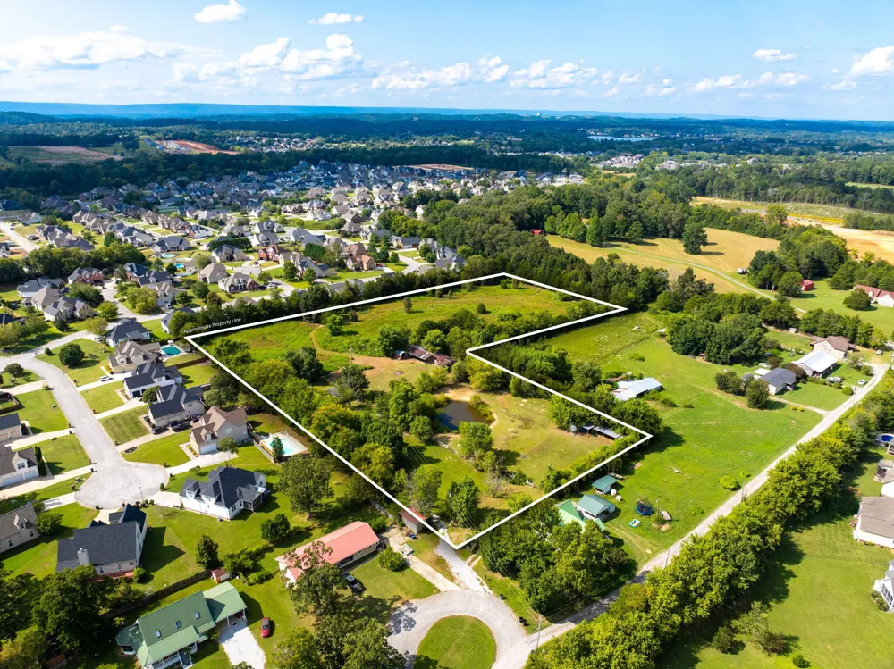 8502 Blanche Road Ooltewah, TN 37363