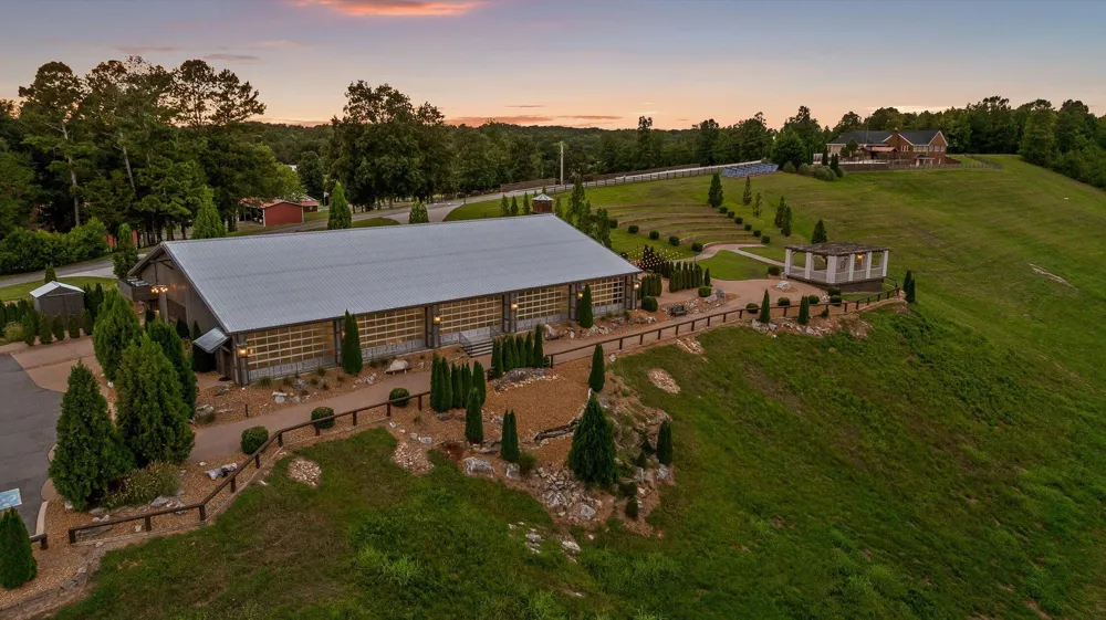 1020 Thomas Road Benton, TN 37307