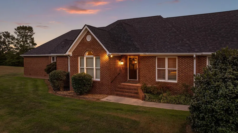 1020 Thomas Road Benton, TN 37307