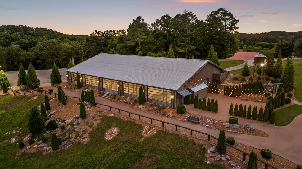 1020 Thomas Road Benton, TN 37307