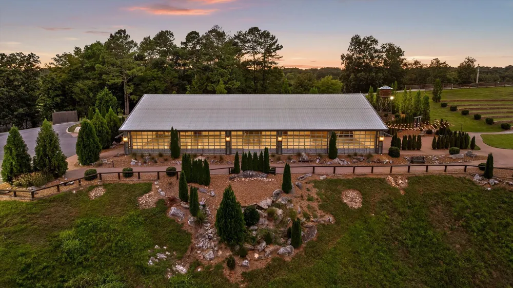 1020 Thomas Road Benton, TN 37307
