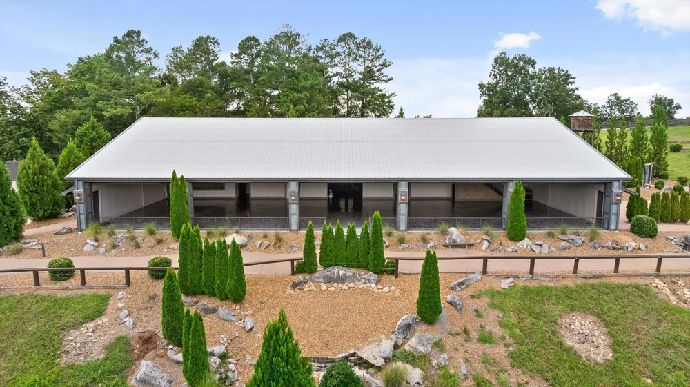 1020 Thomas Road Benton, TN 37307