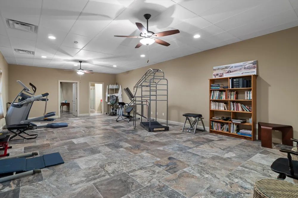 1020 Thomas Road Benton, TN 37307