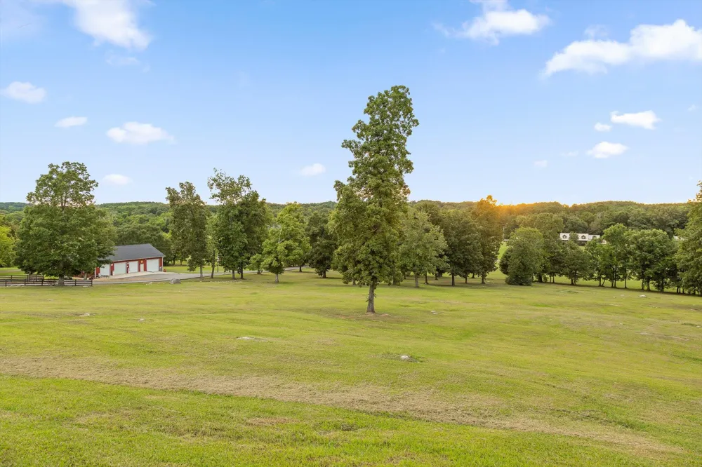 1020 Thomas Road Benton, TN 37307