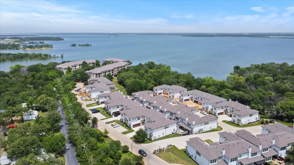 436 Waterscape Drive #1443 Hickory Creek, TX 75065