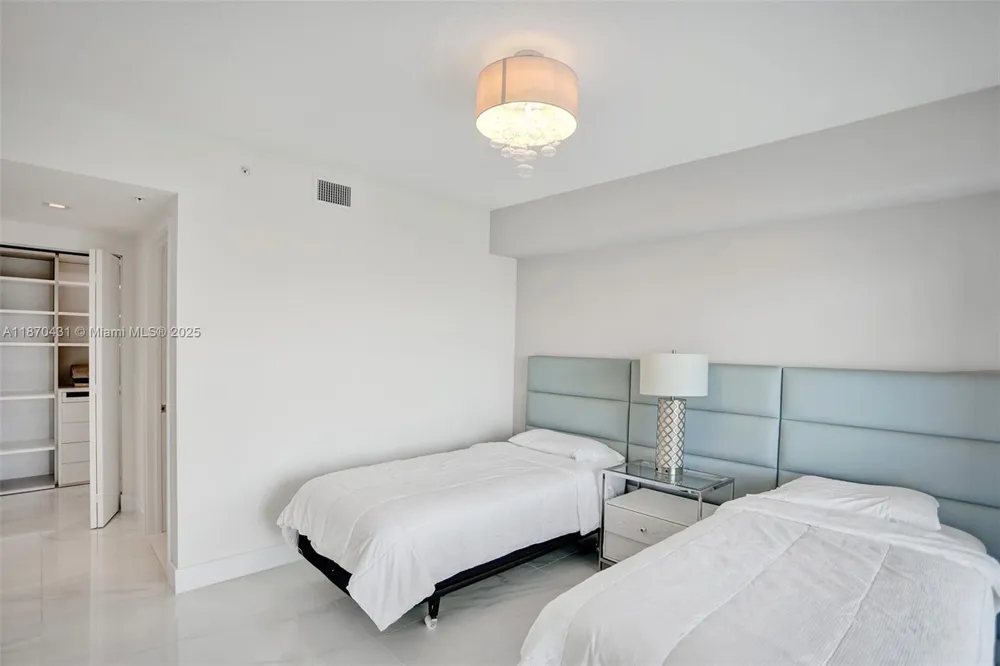 330 Sunny Isles Blvd #5-1204 Sunny Isles Beach, FL 33160
