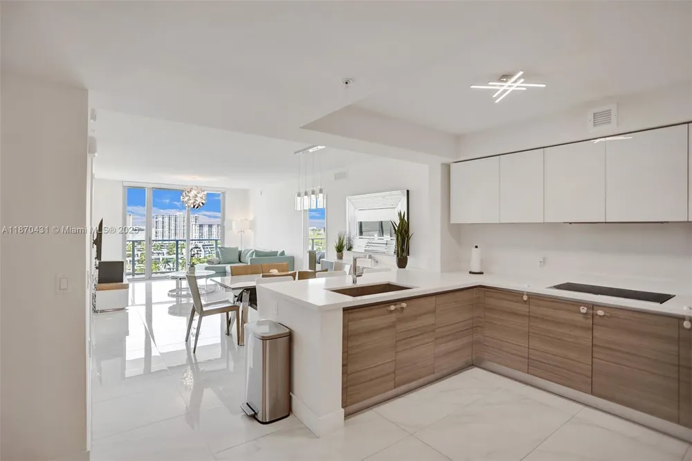 330 Sunny Isles Blvd #5-1204 Sunny Isles Beach, FL 33160
