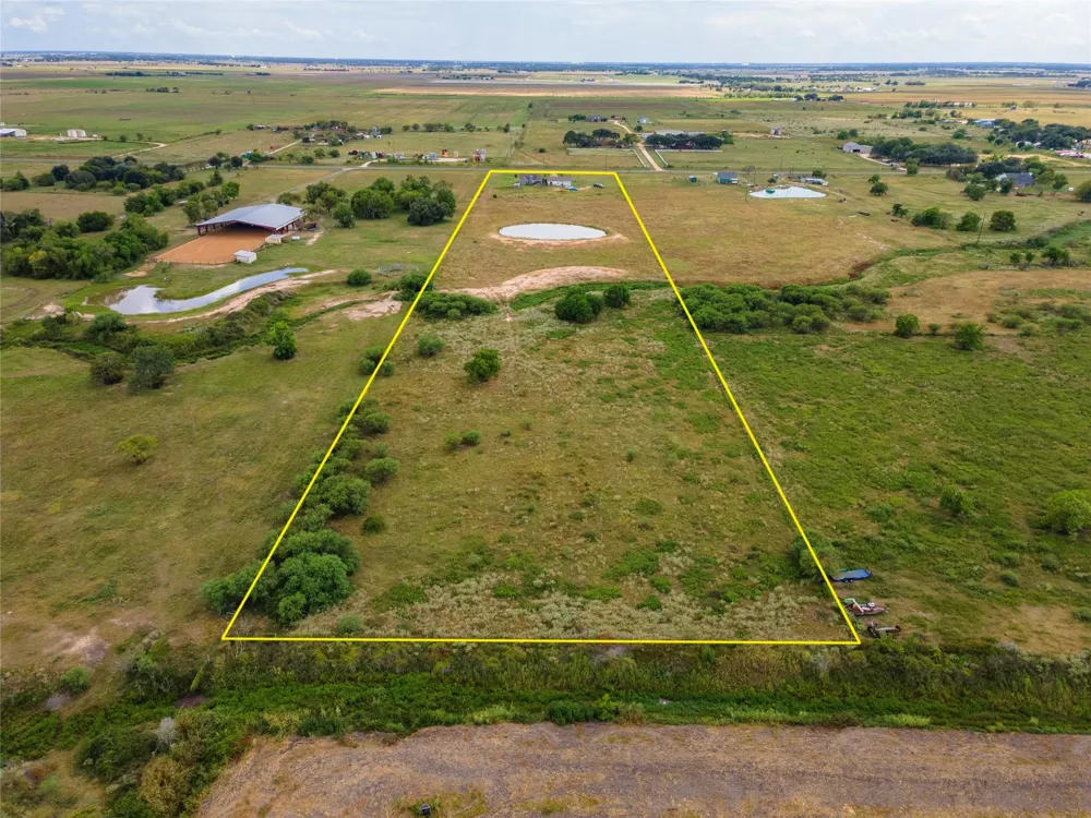 4288 Fm 2546 Road El Campo, TX 77437
