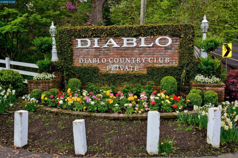 2328 Alameda Diablo Diablo, CA 94528