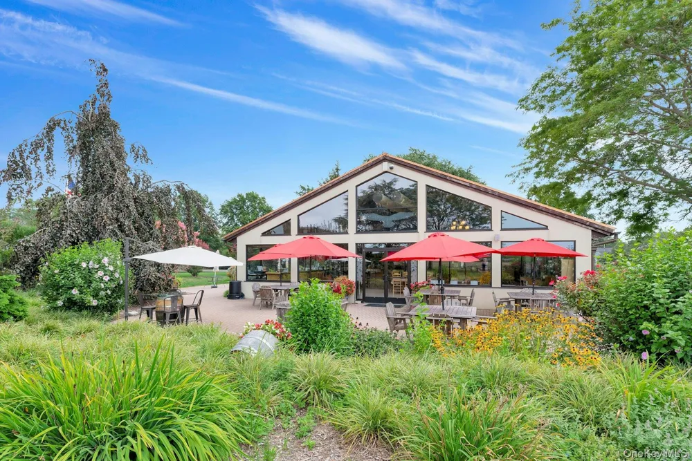 44075 Route 25 Peconic, NY 11971