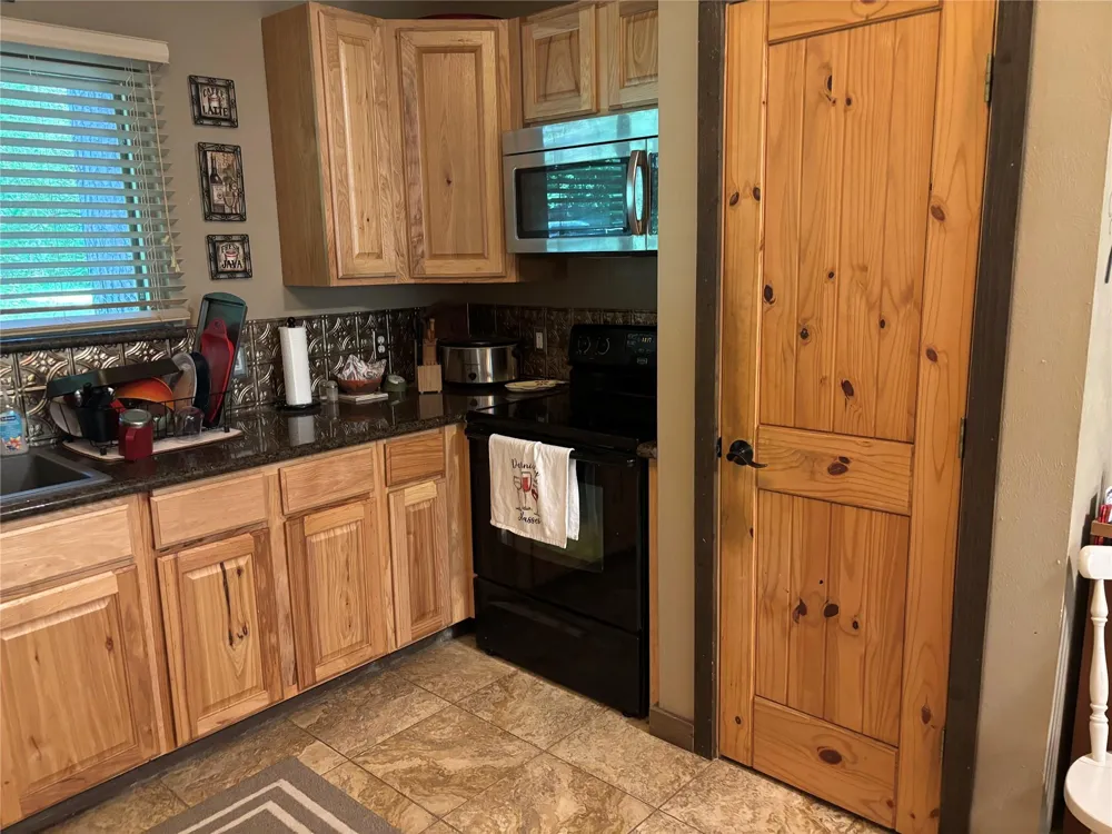 141 Walnut Loop Loop Shepherd, TX 77371