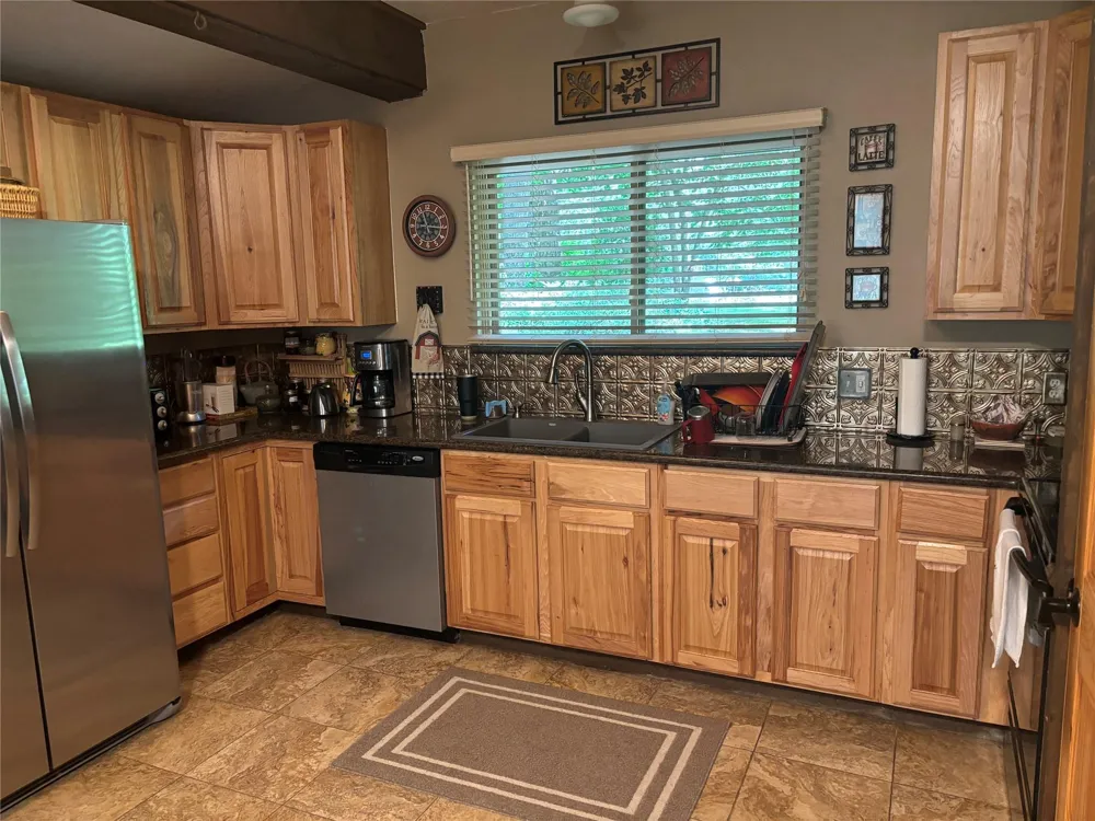141 Walnut Loop Loop Shepherd, TX 77371