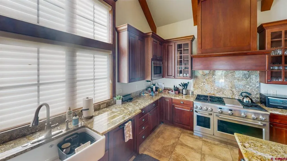 1429 County Road 130 Westcliffe, CO 81252