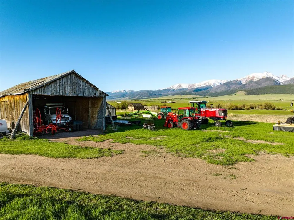 1429 County Road 130 Westcliffe, CO 81252