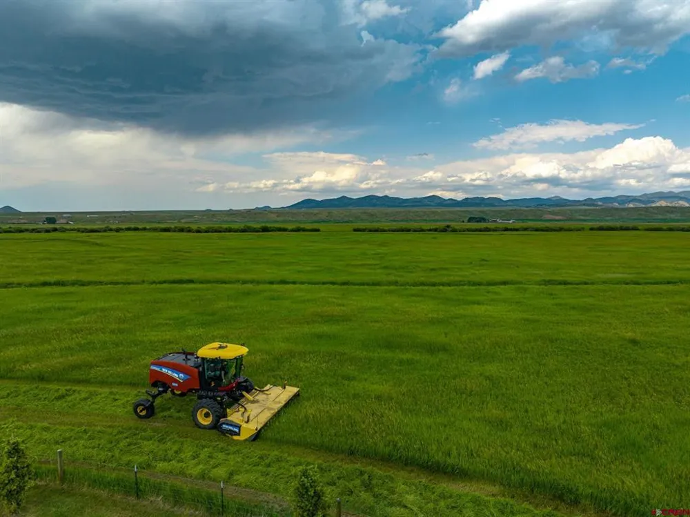 1429 County Road 130 Westcliffe, CO 81252