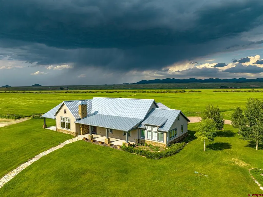 1429 County Road 130 Westcliffe, CO 81252