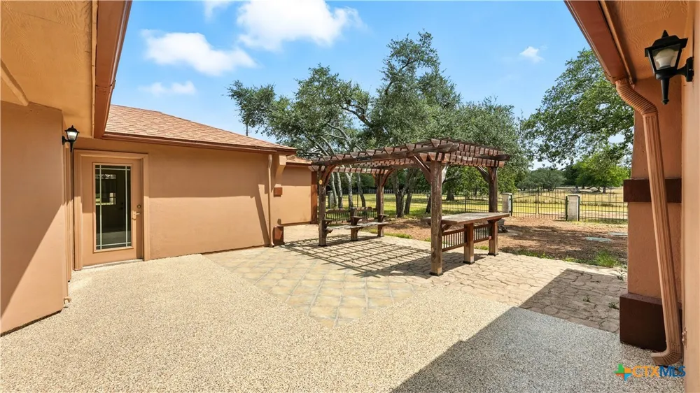 220 Lanier Ranch Road Driftwood, TX 78619