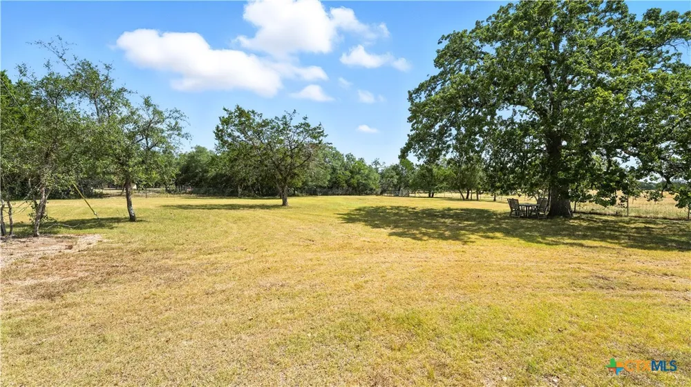 220 Lanier Ranch Road Driftwood, TX 78619