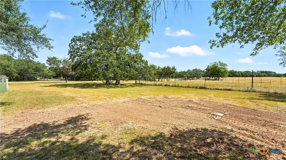 220 Lanier Ranch Road Driftwood, TX 78619