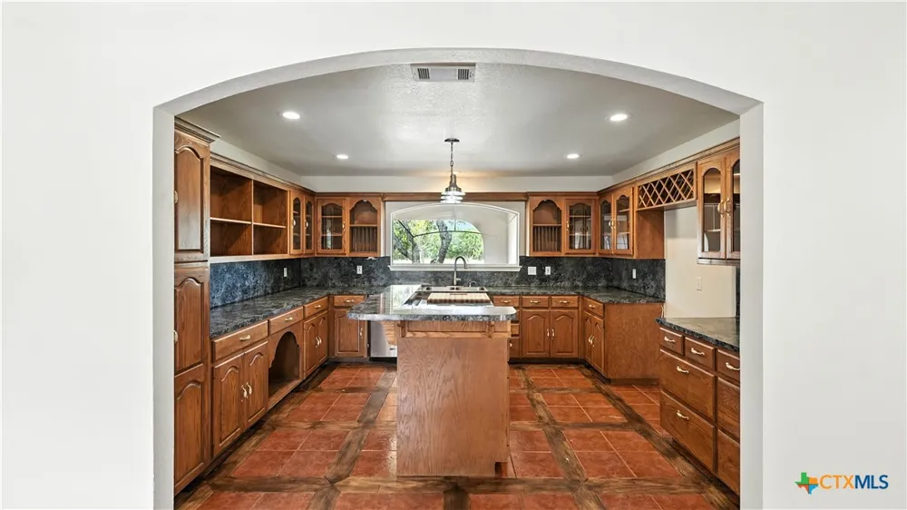 220 Lanier Ranch Road Driftwood, TX 78619