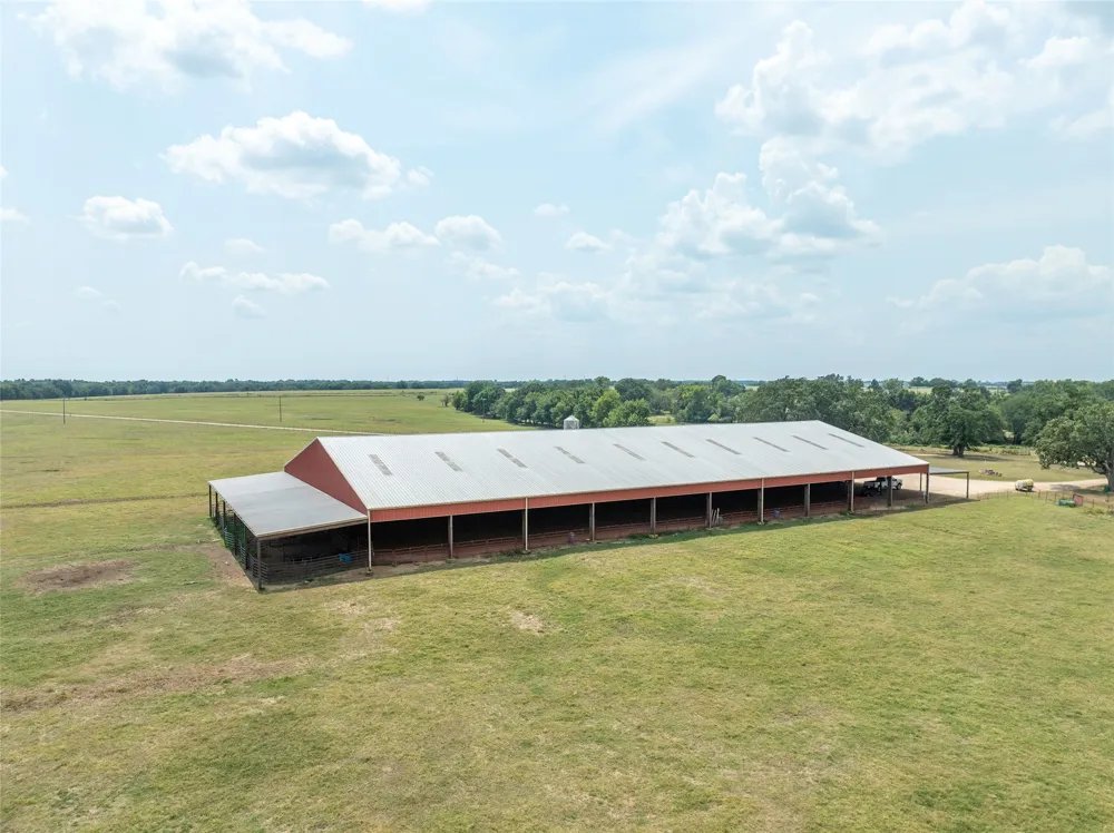 82 W Brookston, TX 75421