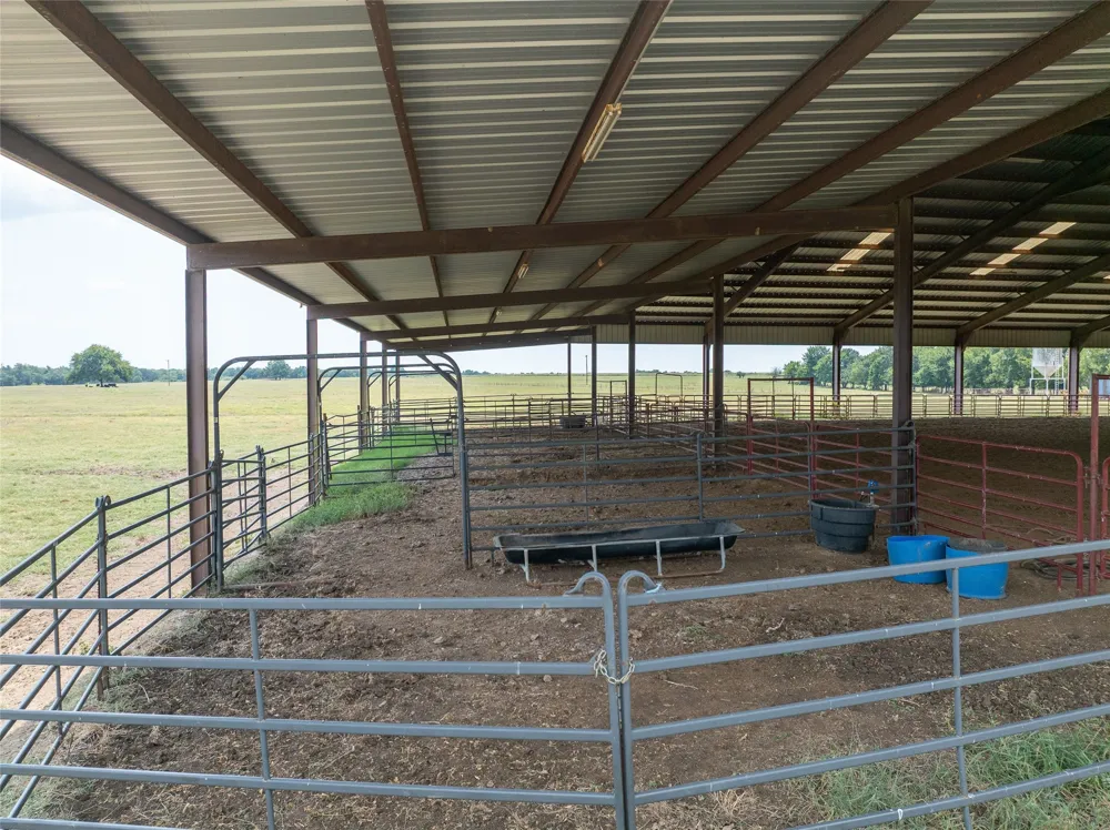 82 W Brookston, TX 75421