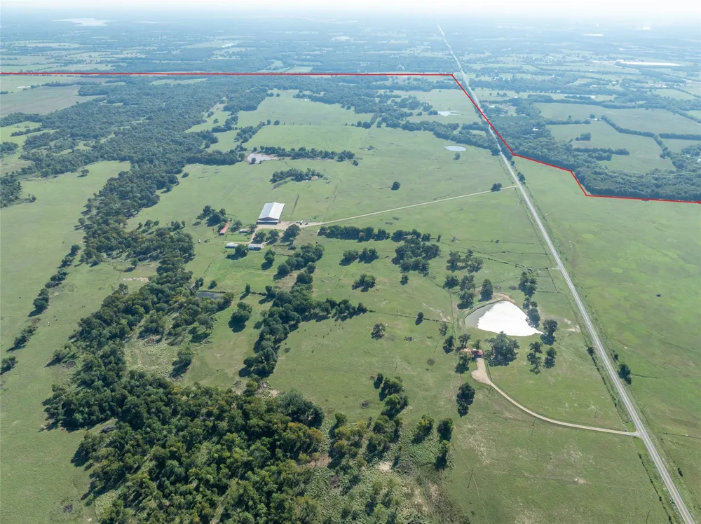 82 W Brookston, TX 75421