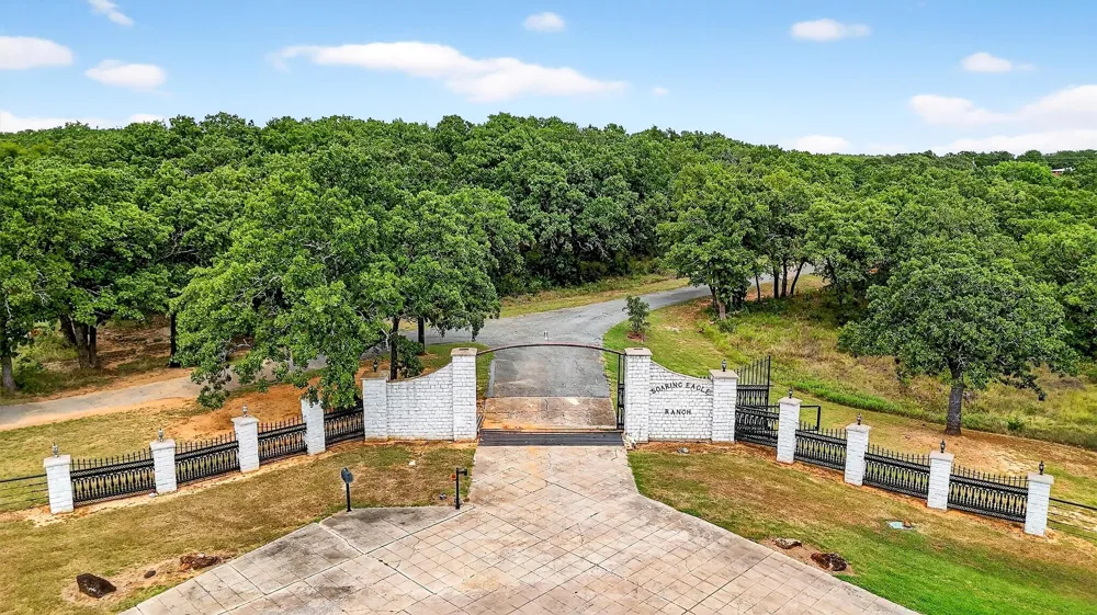 2887 Liberty Road Gordonville, TX 76245