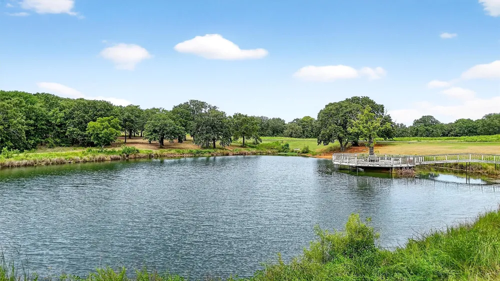 2887 Liberty Road Gordonville, TX 76245