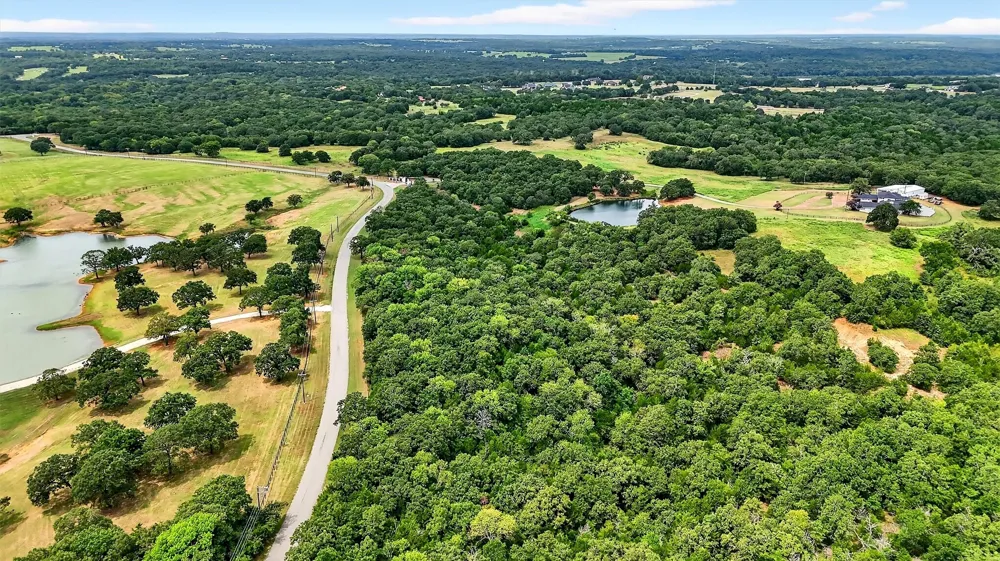 2887 Liberty Road Gordonville, TX 76245