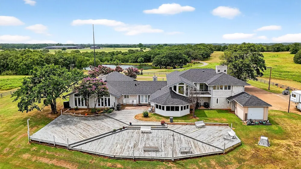2887 Liberty Road Gordonville, TX 76245