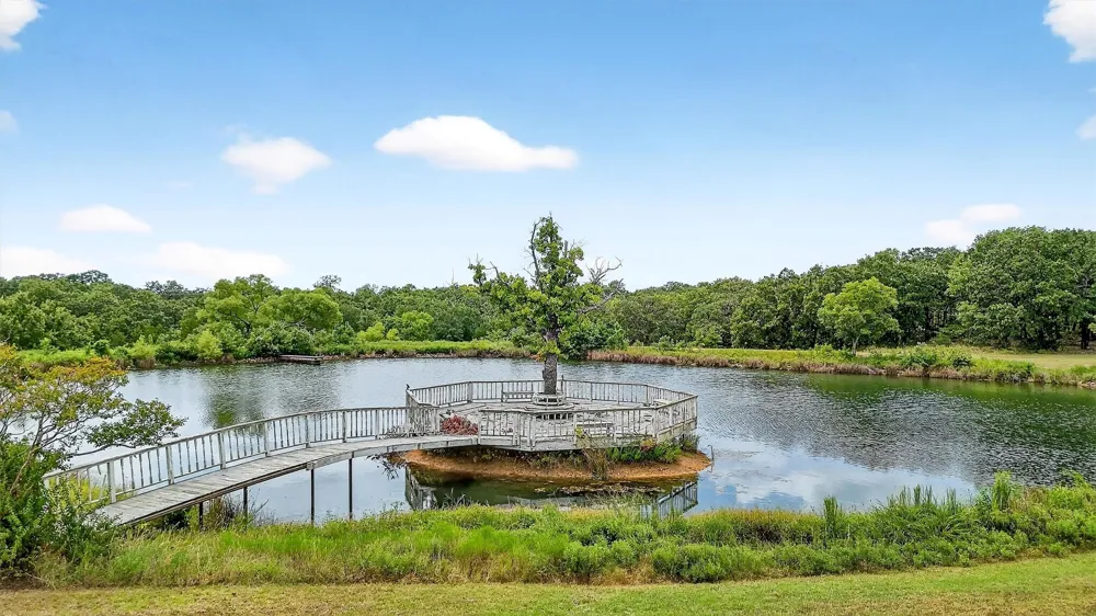 2887 Liberty Road Gordonville, TX 76245