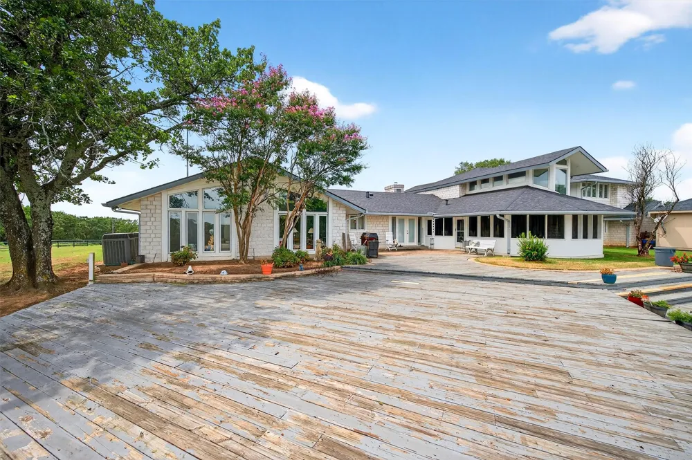 2887 Liberty Road Gordonville, TX 76245