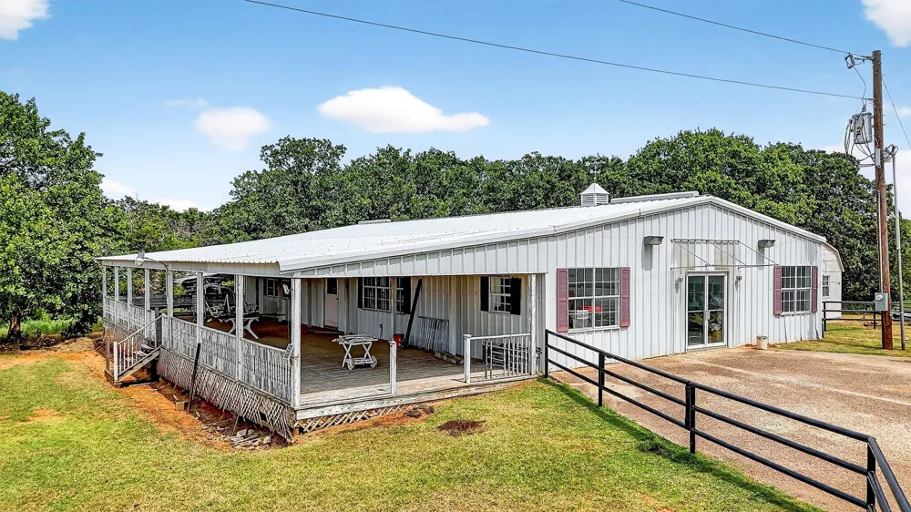 2887 Liberty Road Gordonville, TX 76245