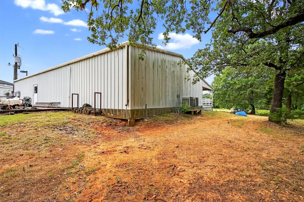 2887 Liberty Road Gordonville, TX 76245
