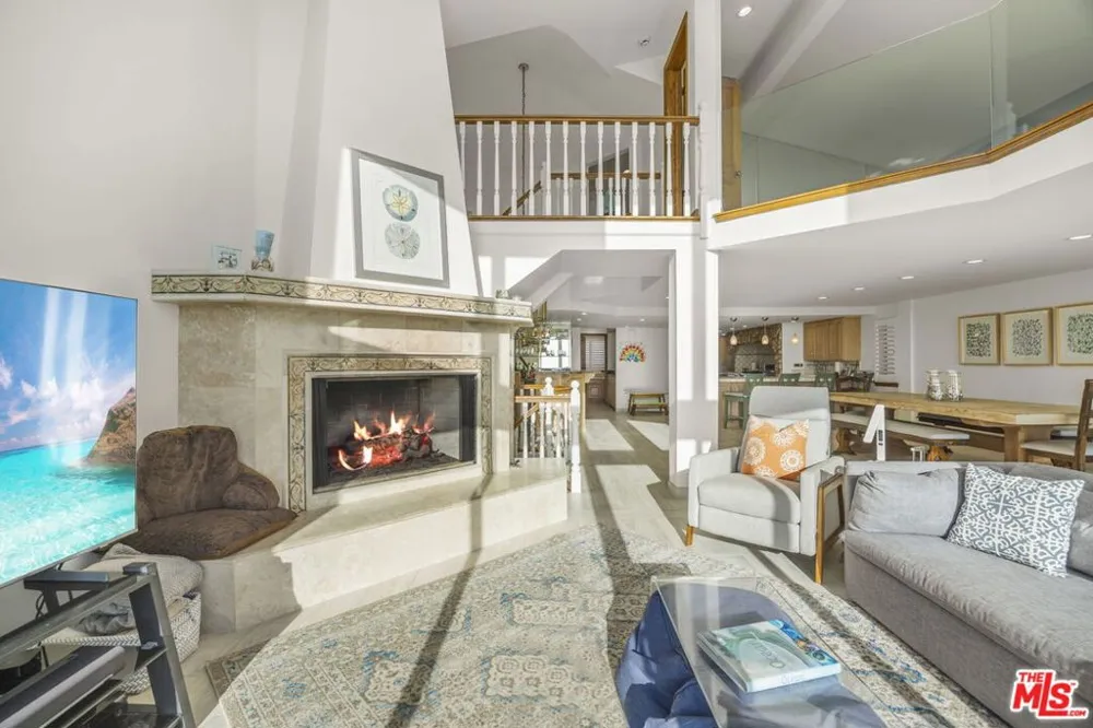 1005 Ocean Drive Oxnard, CA 93035