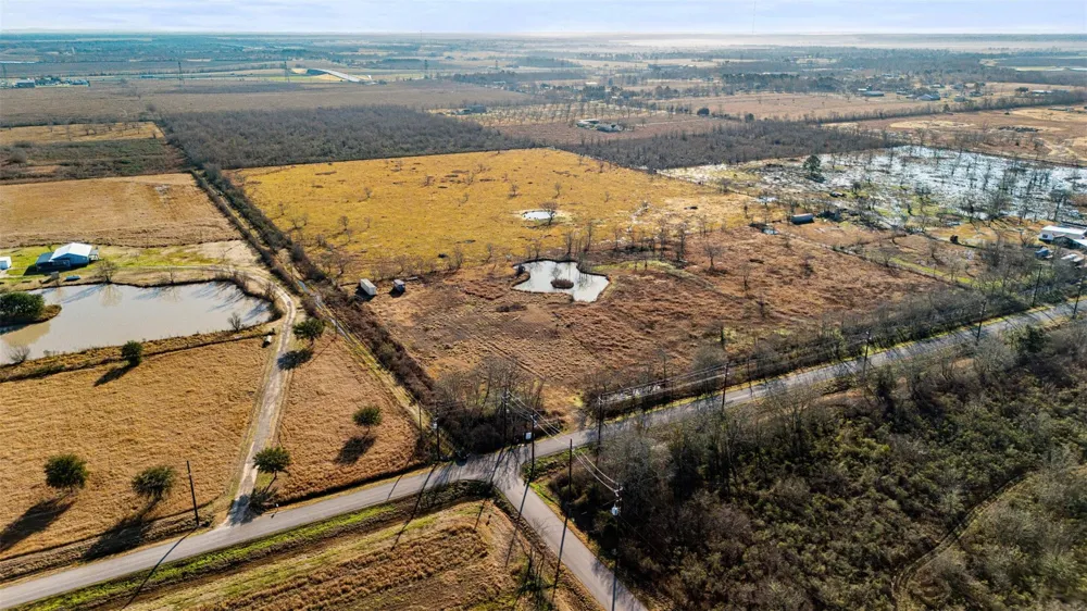 County Road 48 Off Rosharon, TX 77583