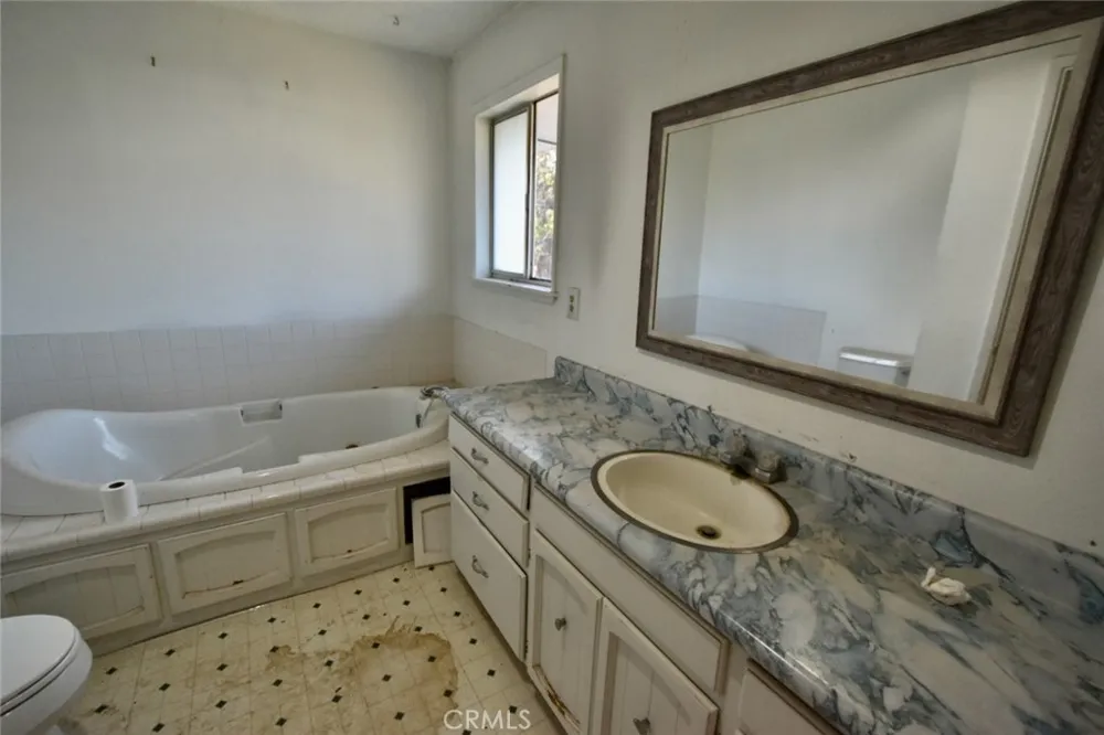 13409 County Hwy A-12 Montague, CA 96064