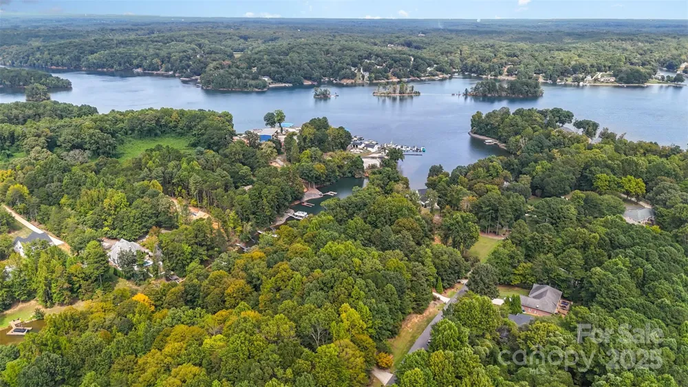 8068 Summit Ridge Drive Catawba, NC 28609