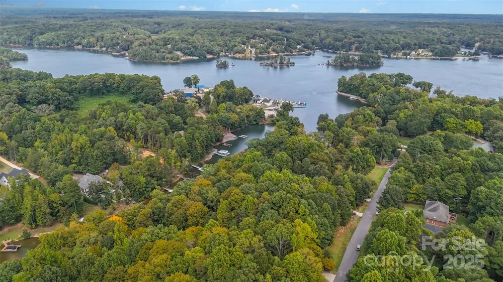 8068 Summit Ridge Drive Catawba, NC 28609