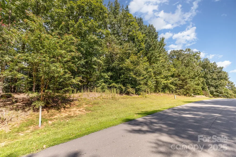 8068 Summit Ridge Drive Catawba, NC 28609