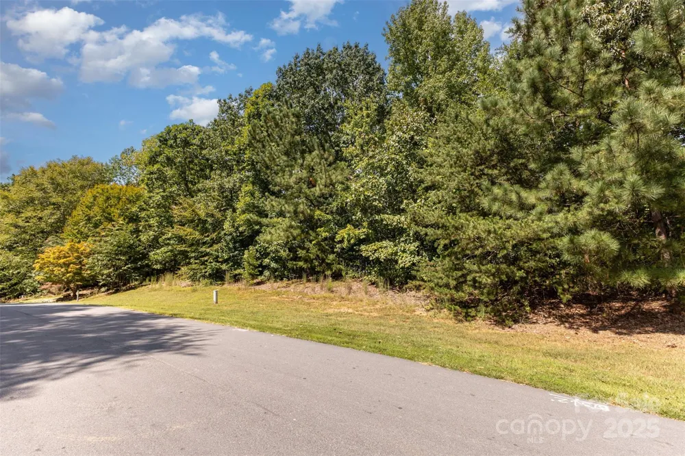 8068 Summit Ridge Drive Catawba, NC 28609