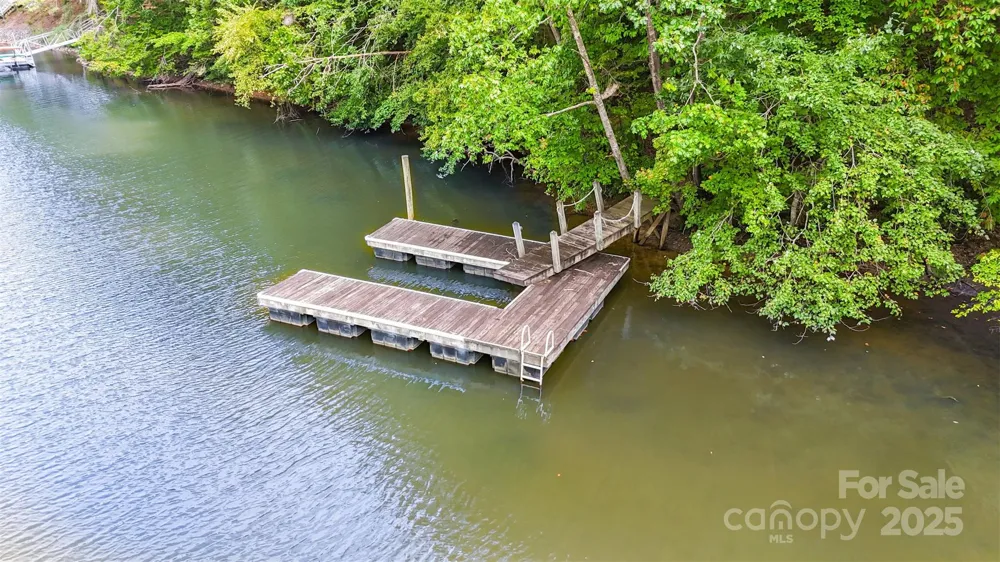 8068 Summit Ridge Drive Catawba, NC 28609