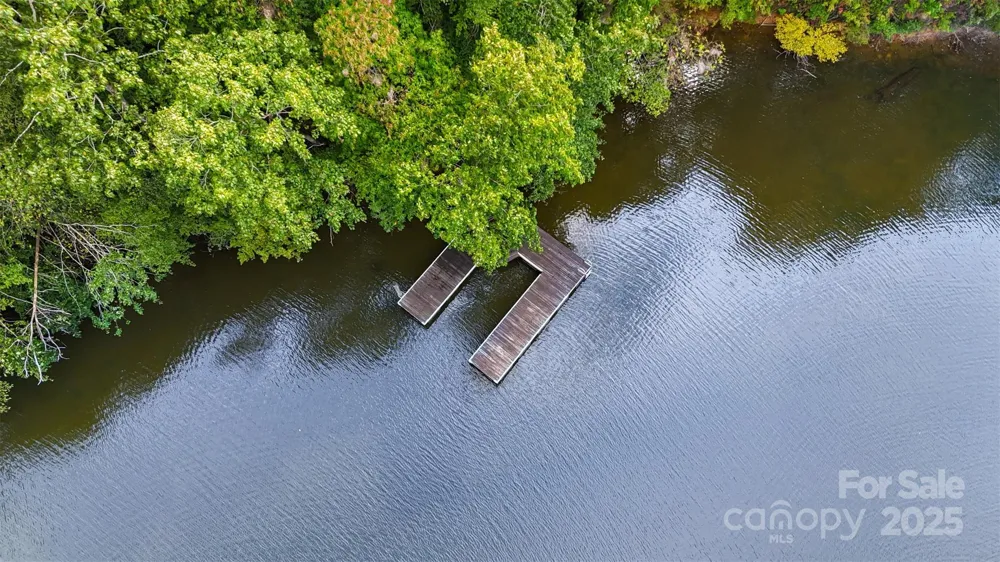 8068 Summit Ridge Drive Catawba, NC 28609