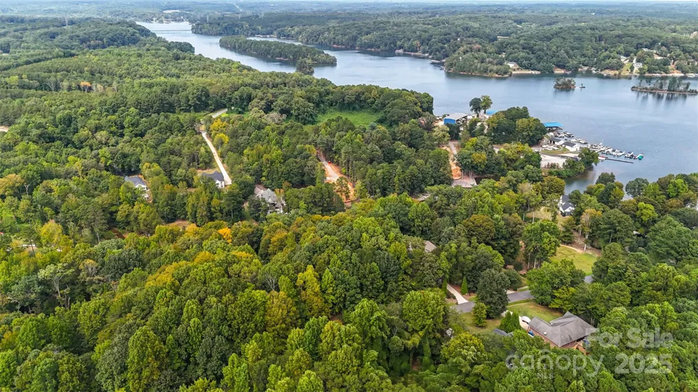 8068 Summit Ridge Drive Catawba, NC 28609