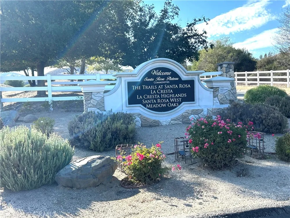 Vista Flora Rd. Murrieta, CA 92562