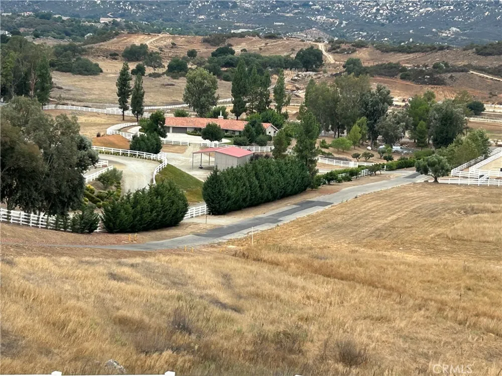 Vista Flora Rd. Murrieta, CA 92562