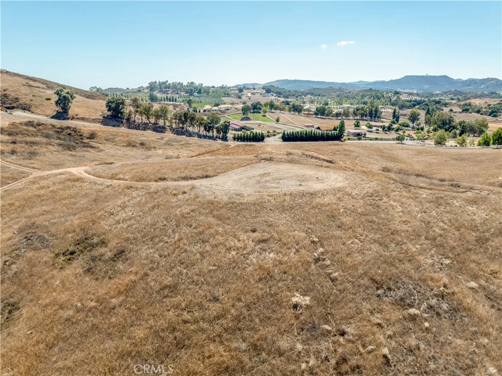 Vista Flora Rd. Murrieta, CA 92562