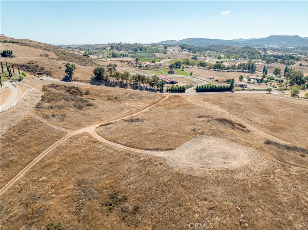 Vista Flora Rd. Murrieta, CA 92562