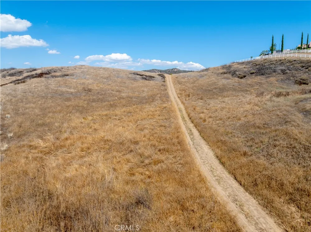 Vista Flora Rd. Murrieta, CA 92562